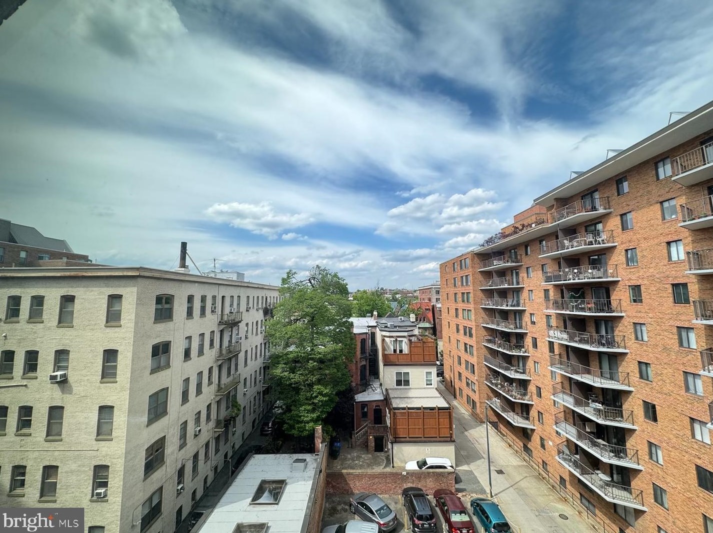 1727 Massachusetts Ave, Washington DC  20003-1639 exterior