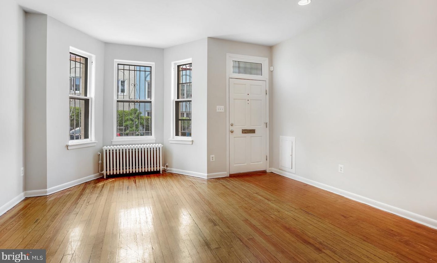 617 Elliott St, Washington DC 20002-5417 exterior