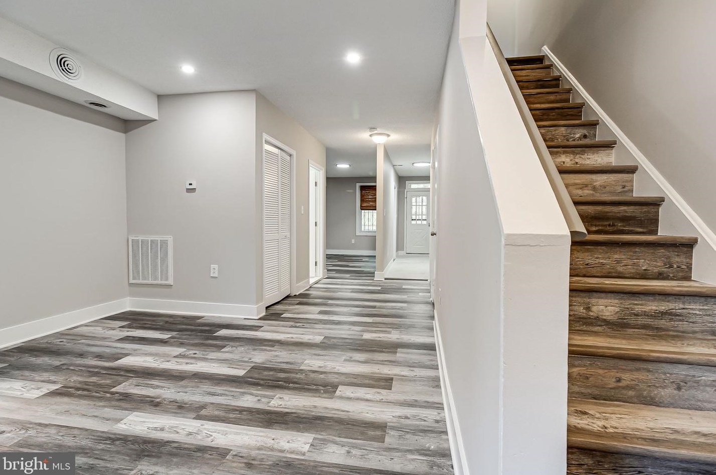 347 Parkland Pl, Washington DC 20032-1647 exterior