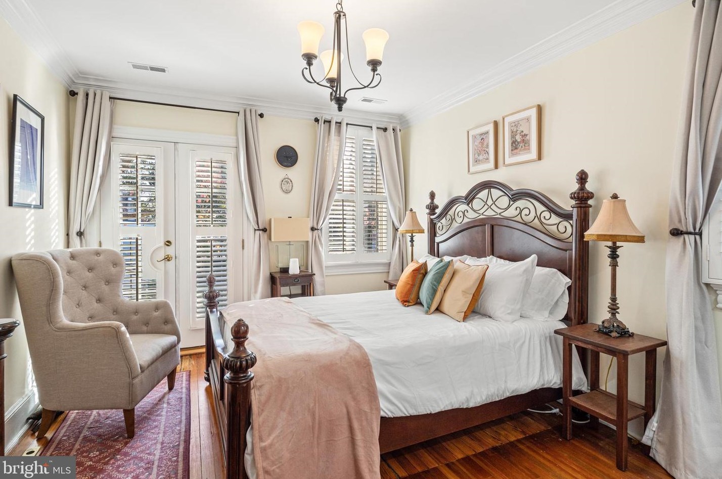 3408 Dent Pl, Washington DC 20007-2713 exterior