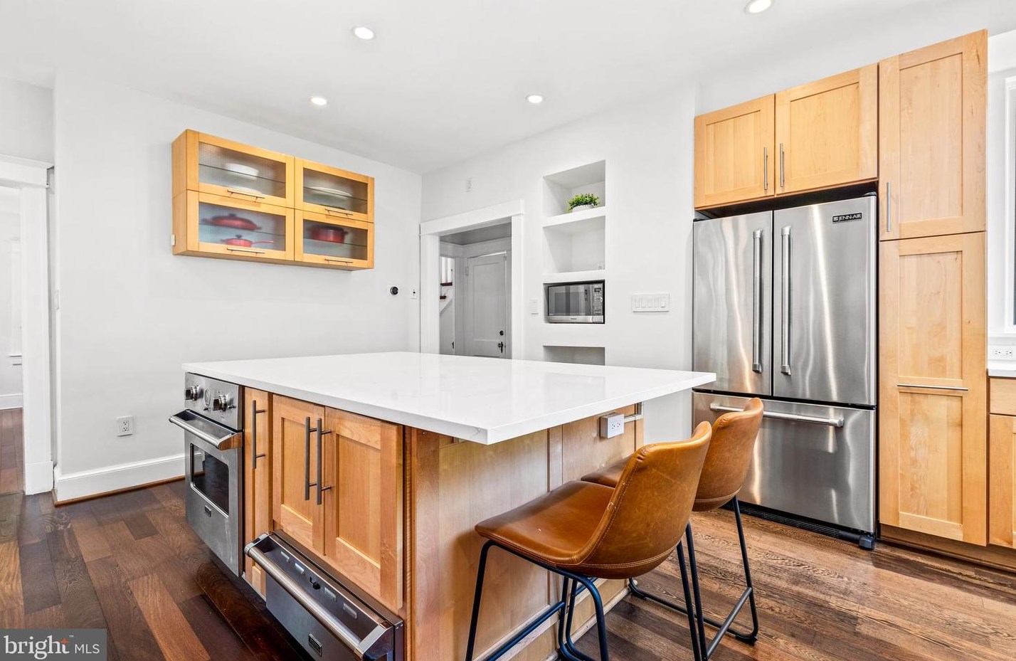 5335 43rd St, Washington DC  20015-2007 exterior