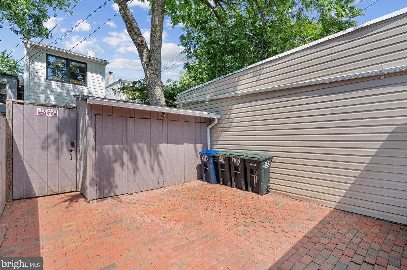 516 10th St, Washington DC  20003-2806 exterior