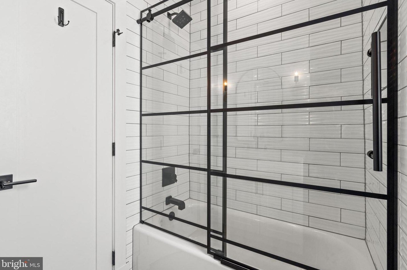 516 10th St, Washington DC  20003-2806 exterior