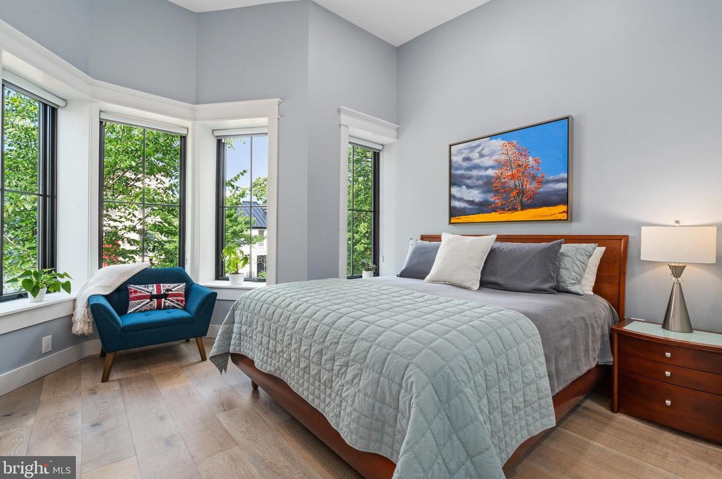 516 10th St, Washington DC  20003-2806 exterior