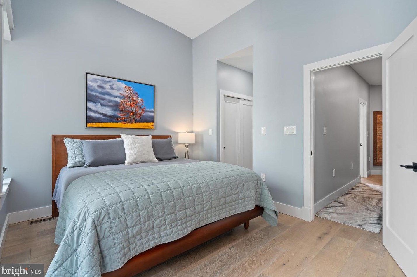 516 10th St, Washington DC  20003-2806 exterior