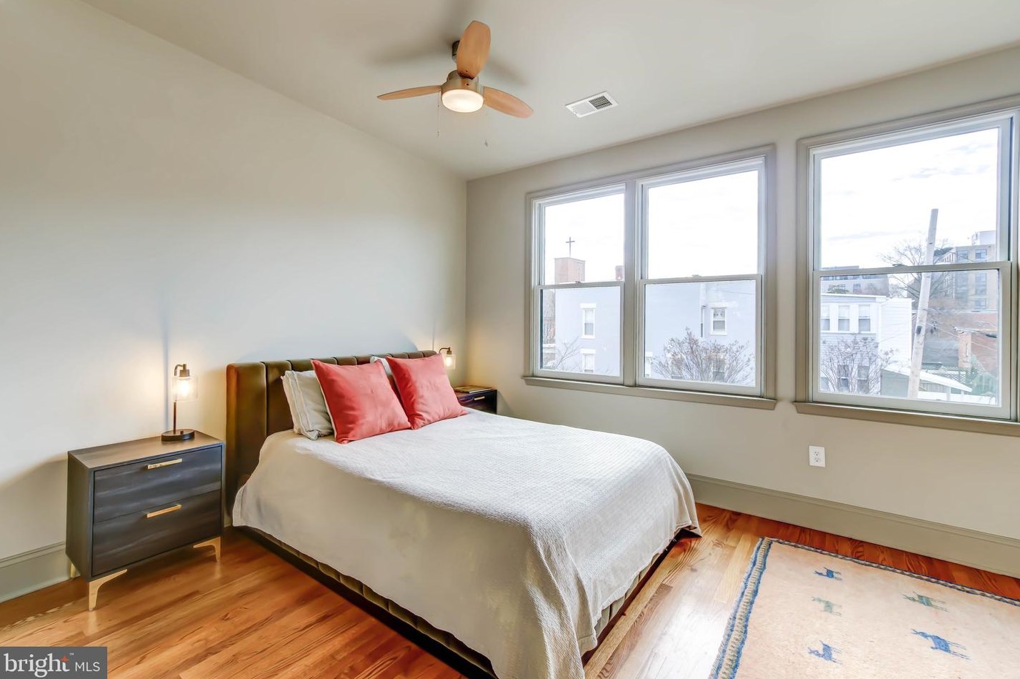 659 K St, Washington DC  20001-2506 exterior