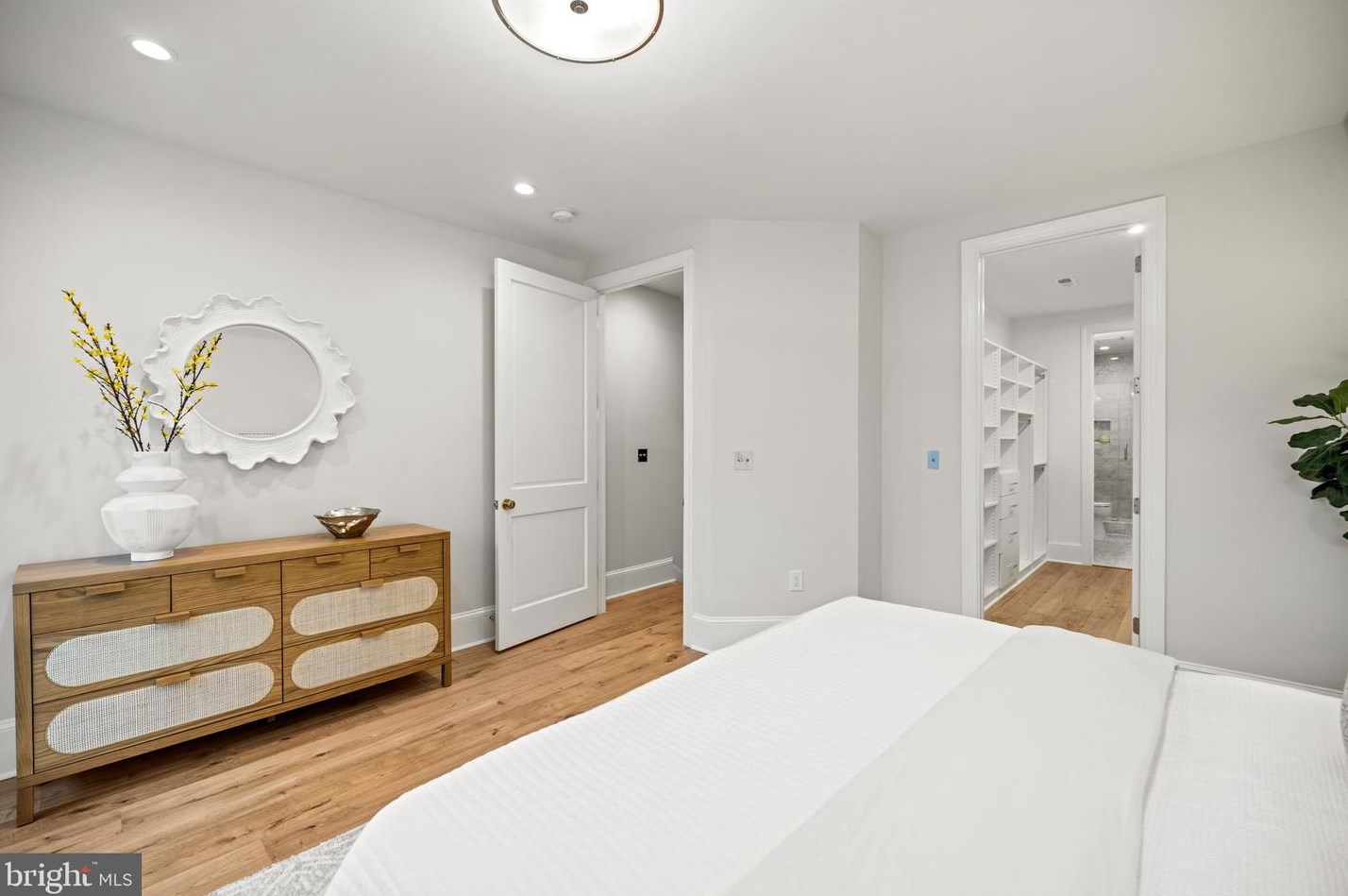 1451 Chapin St, Washington DC  20009-4510 exterior