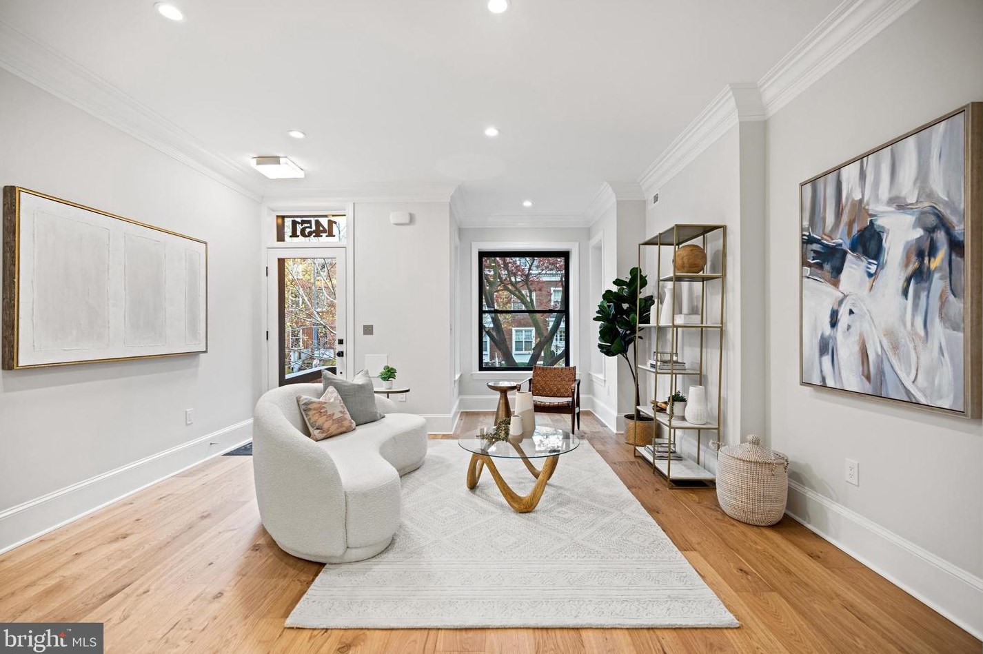 1451 Chapin St, Washington DC  20009-4510 exterior