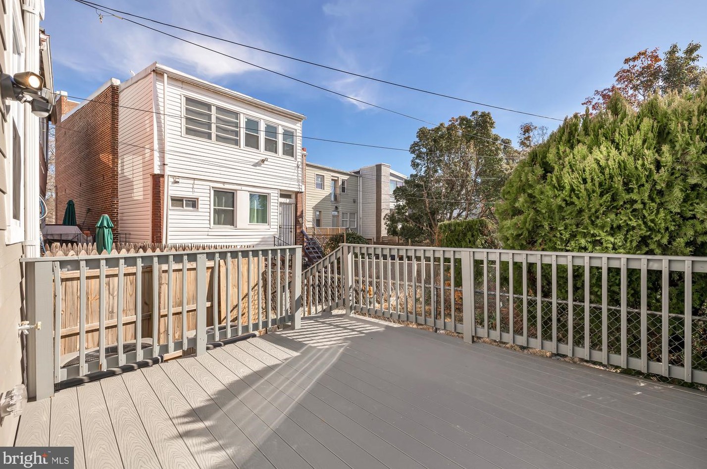 304 T St, Washington DC 20001-1842 exterior