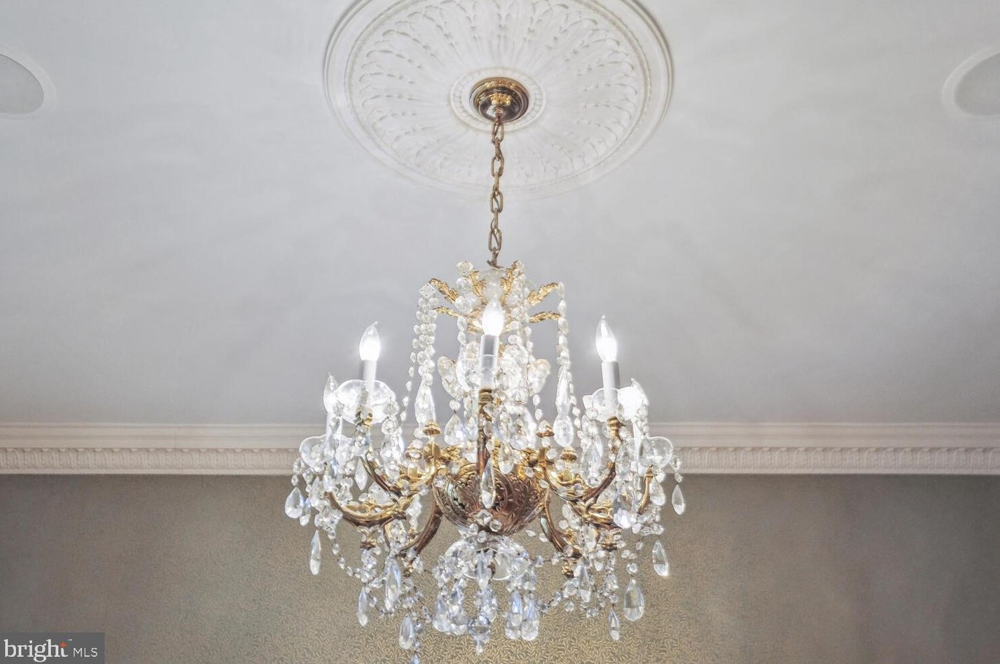 2010 Hillyer Pl, Washington DC 20009-1006 exterior