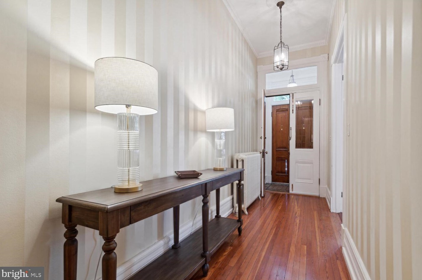 2010 Hillyer Pl, Washington DC 20009-1006 exterior