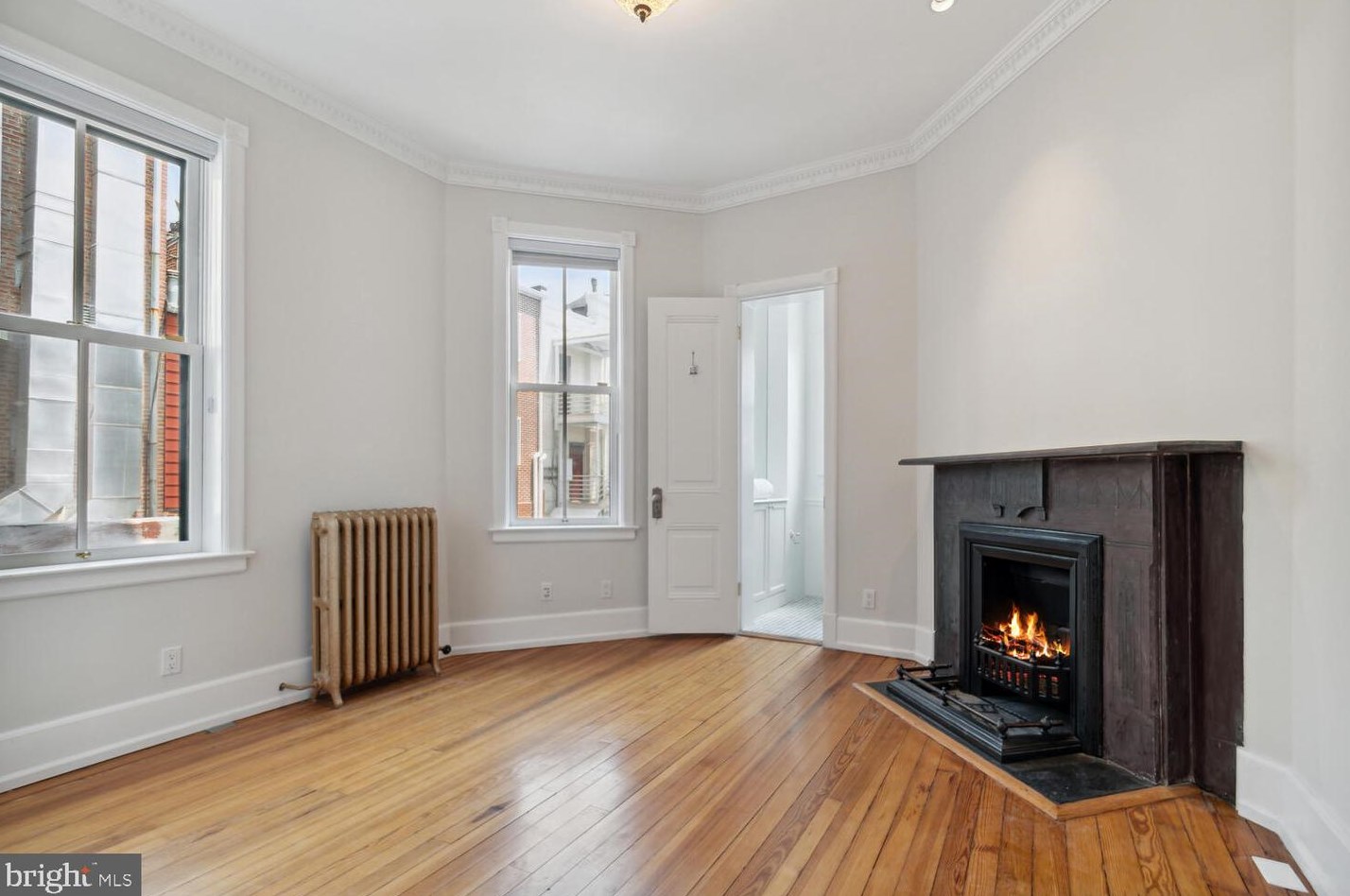 2010 Hillyer Pl, Washington DC 20009-1006 exterior