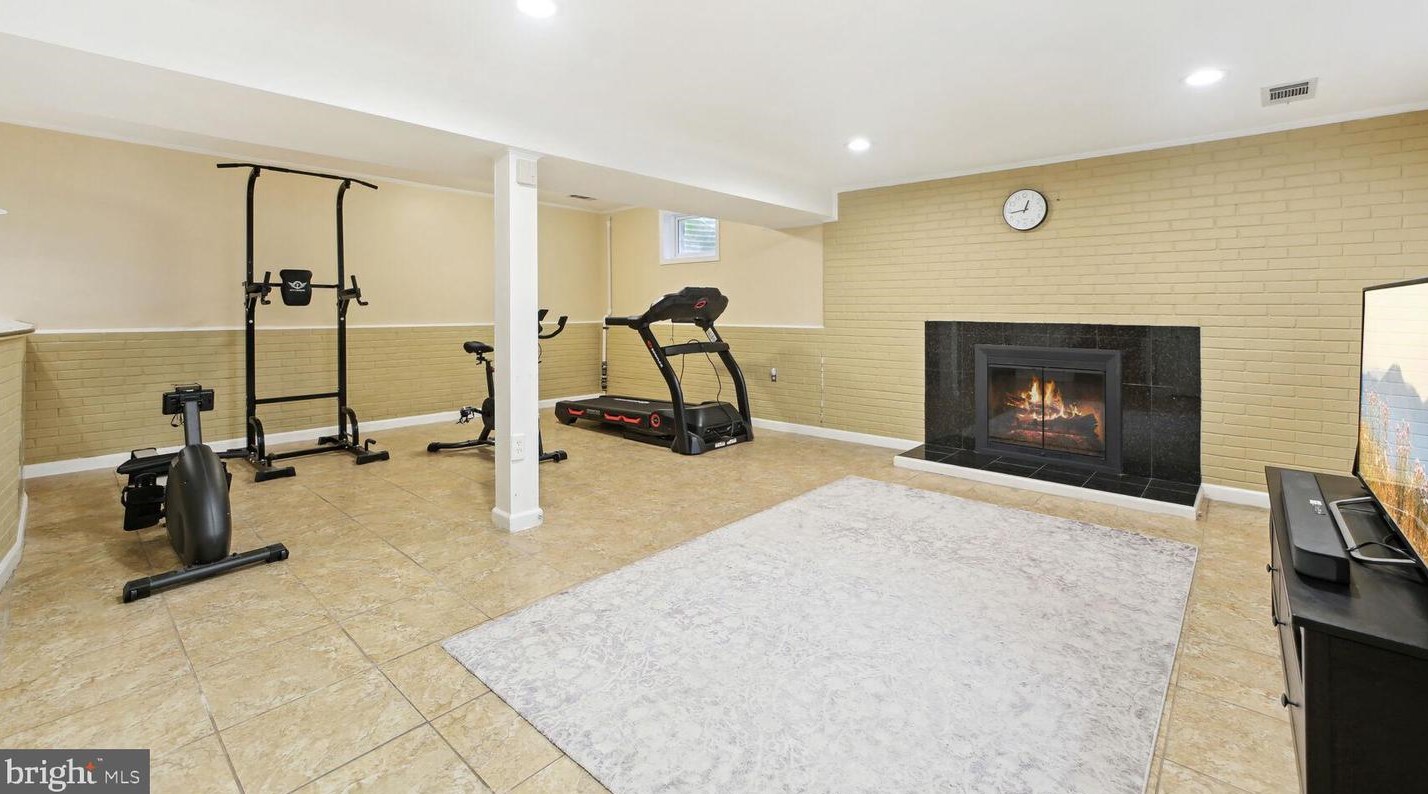 4322 Blagden Ave, Washington DC 20011-4238 exterior