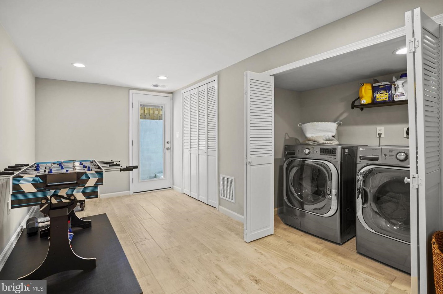 3610 14th St, Washington DC  20010-1319 exterior