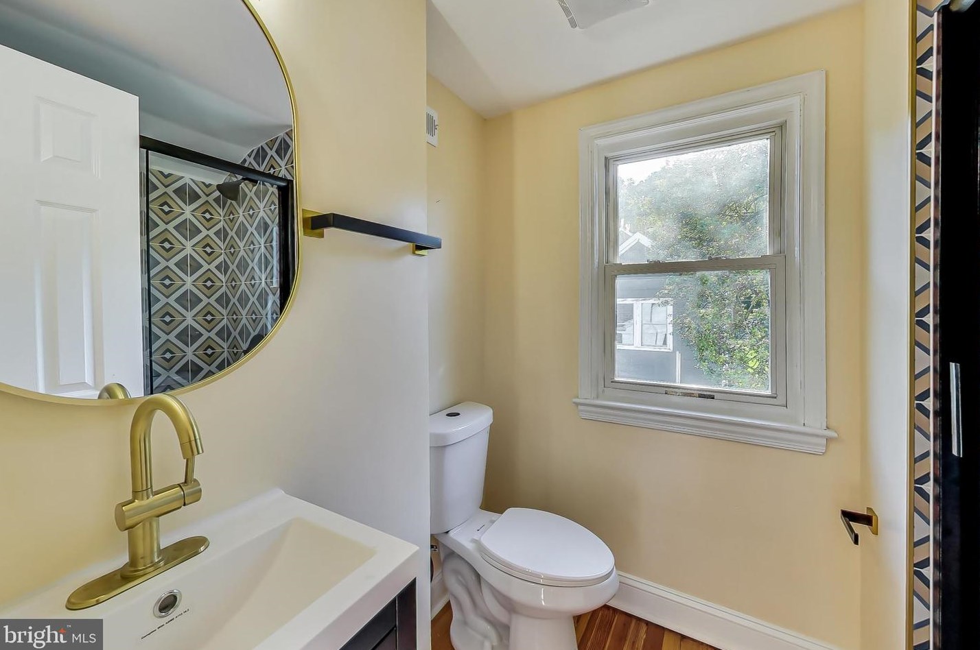 2225 Shepherd St, Washington DC  20018-3141 exterior