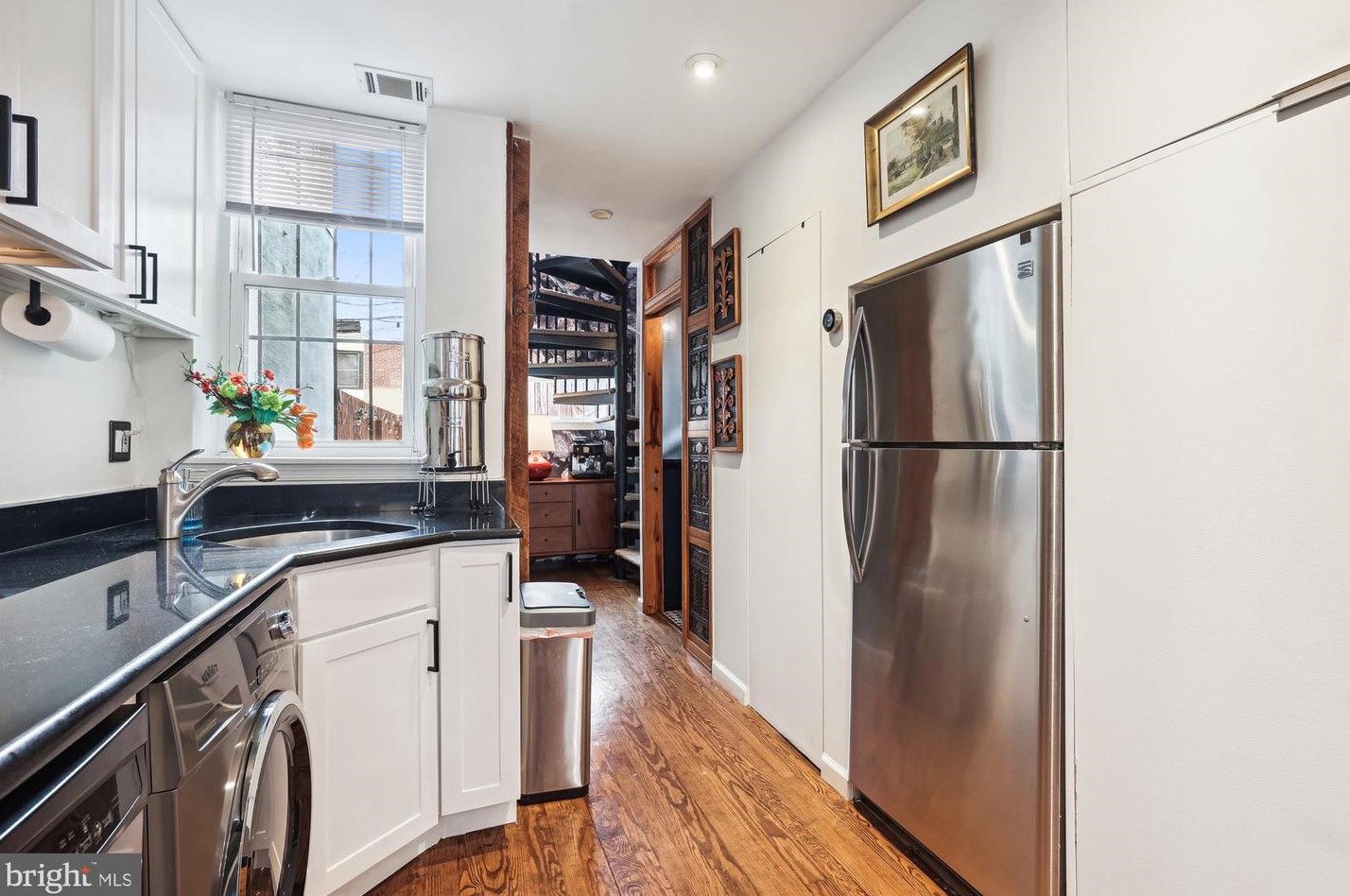 2209 12th Pl, Washington DC  20009-4405 exterior