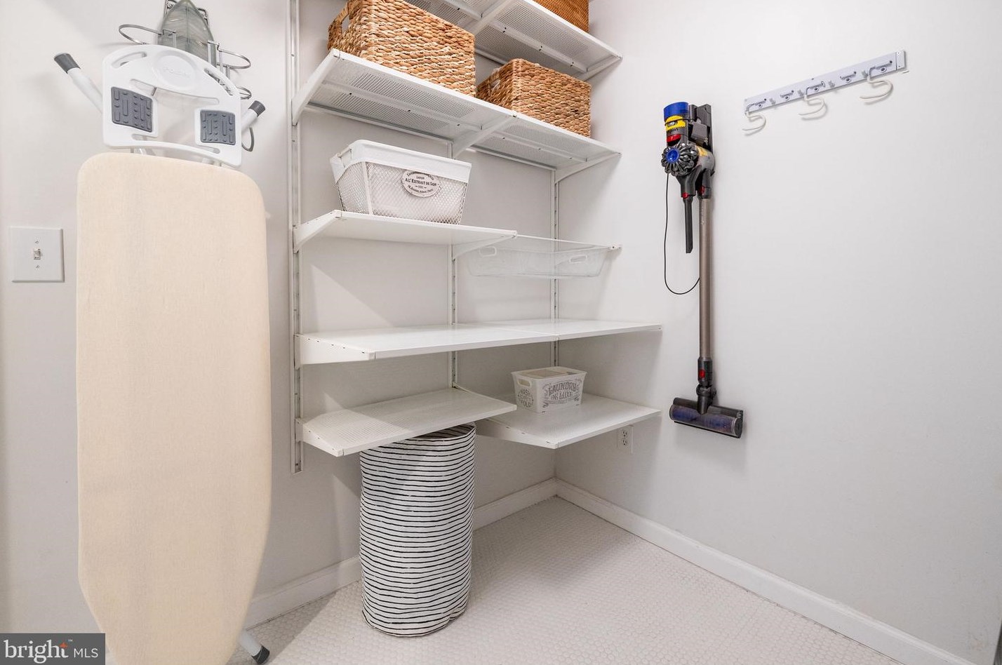 4253 Fordham Rd, Washington DC 20016-1931 exterior