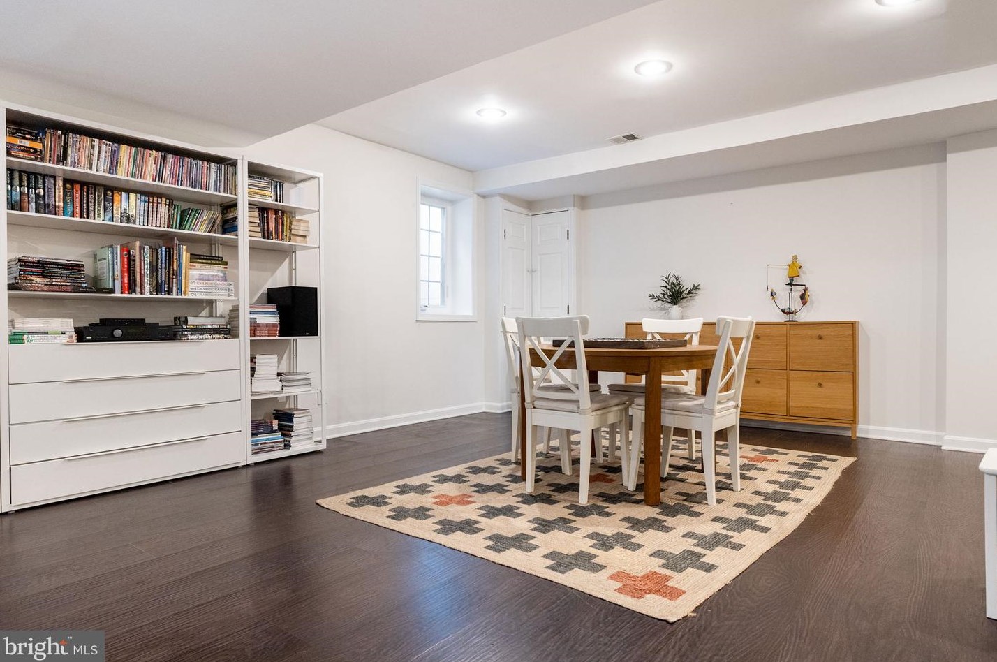 4253 Fordham Rd, Washington DC 20016-1931 exterior