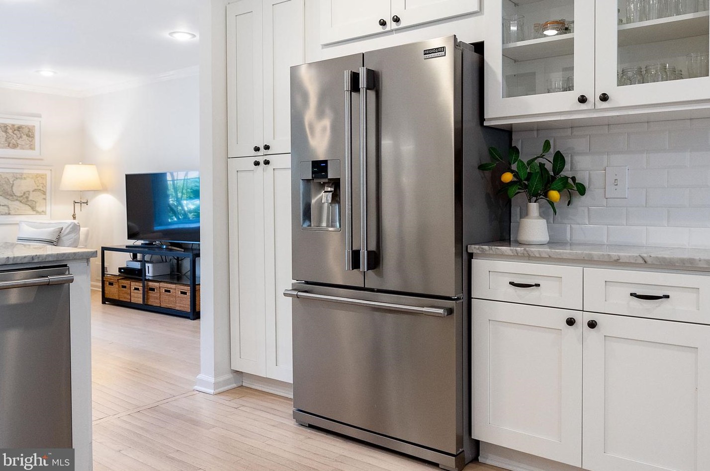 4253 Fordham Rd, Washington DC 20016-1931 exterior