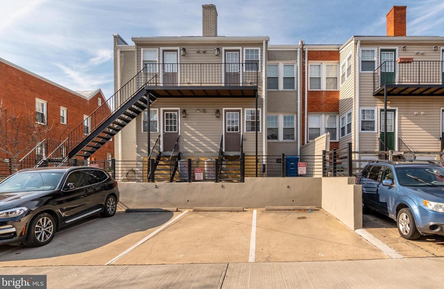 2215 40th St, Washington DC 20007-1731 exterior