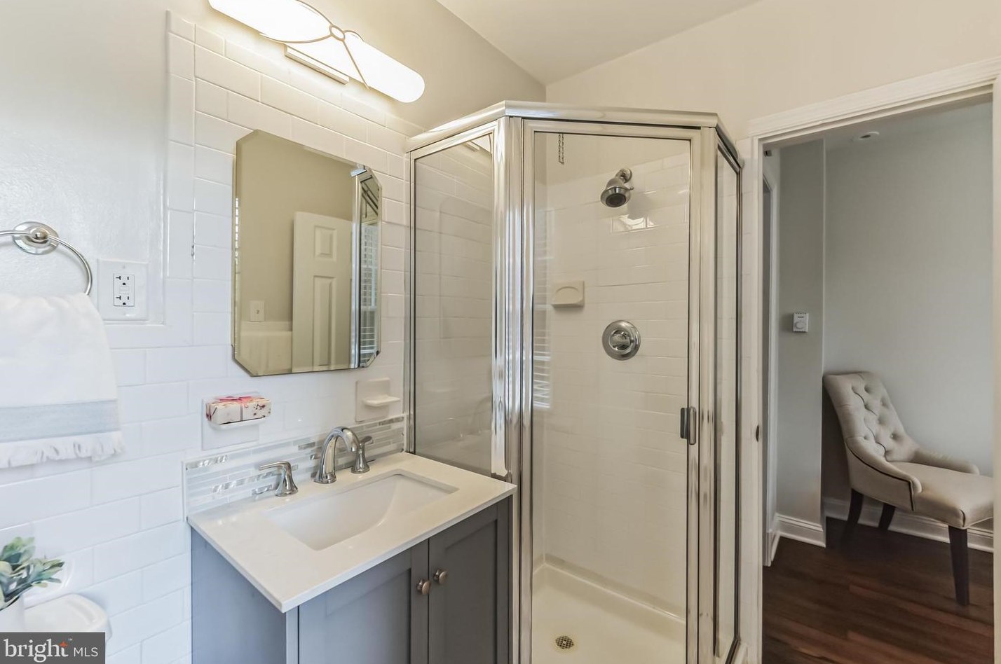 1555 33rd St, Washington DC  20007-2750 exterior