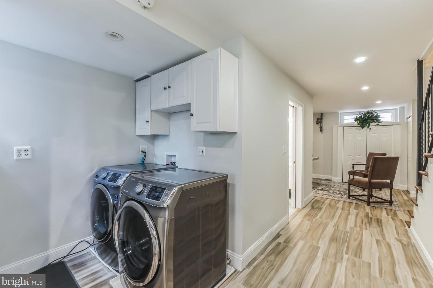 1555 33rd St, Washington DC  20007-2750 exterior