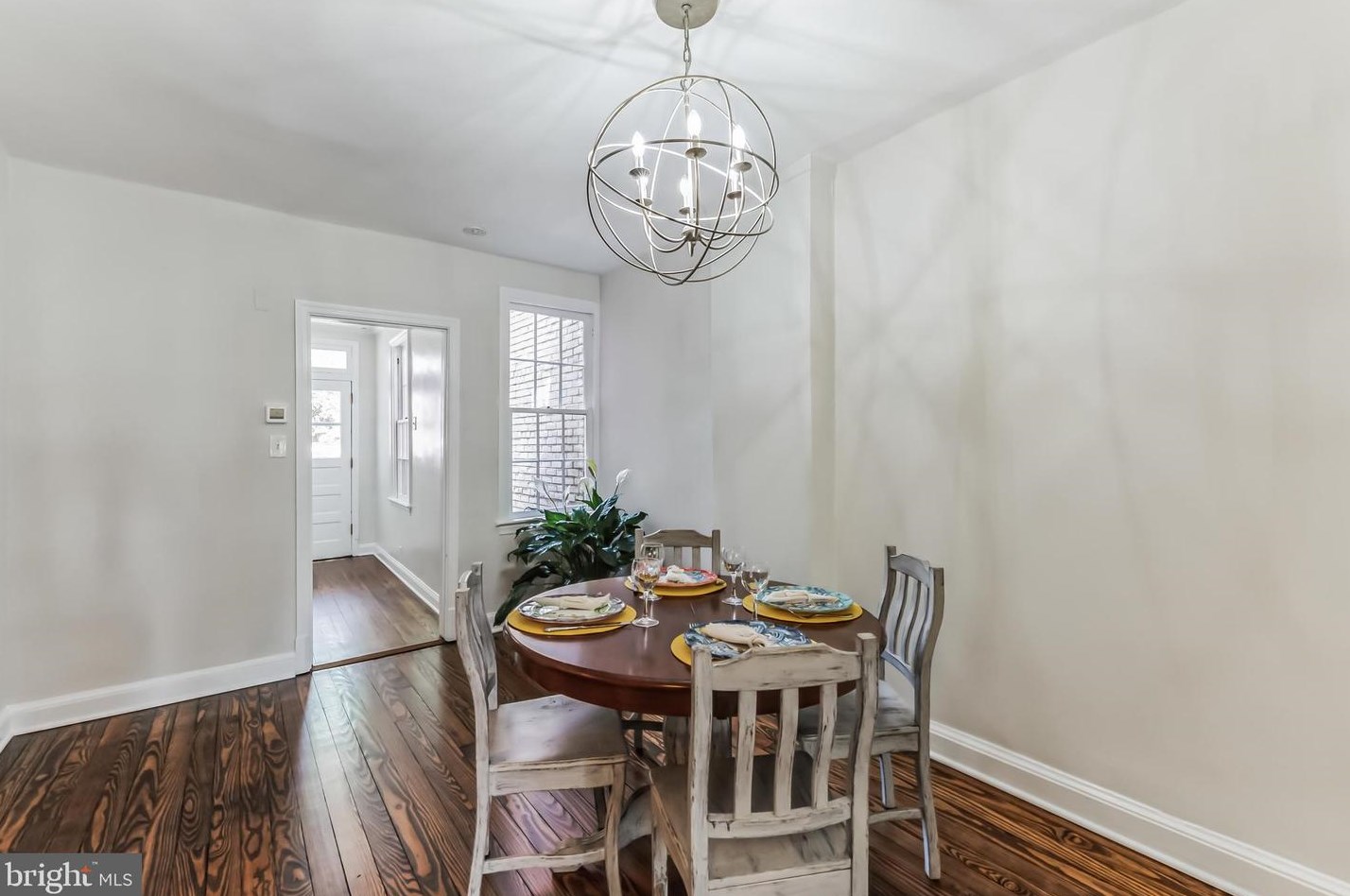 1555 33rd St, Washington DC  20007-2750 exterior