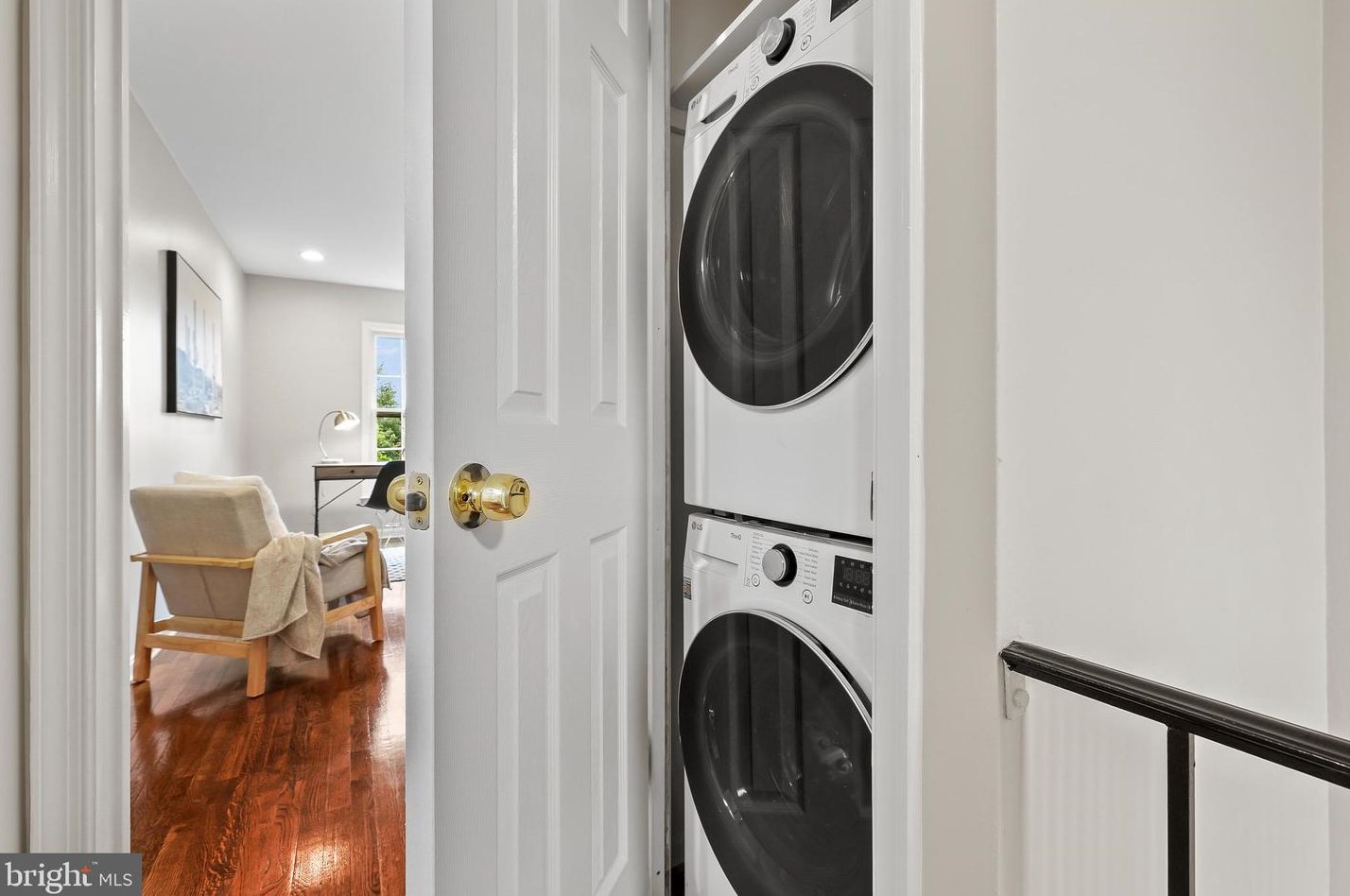 525 7 St, Washington DC 20003-2738 exterior