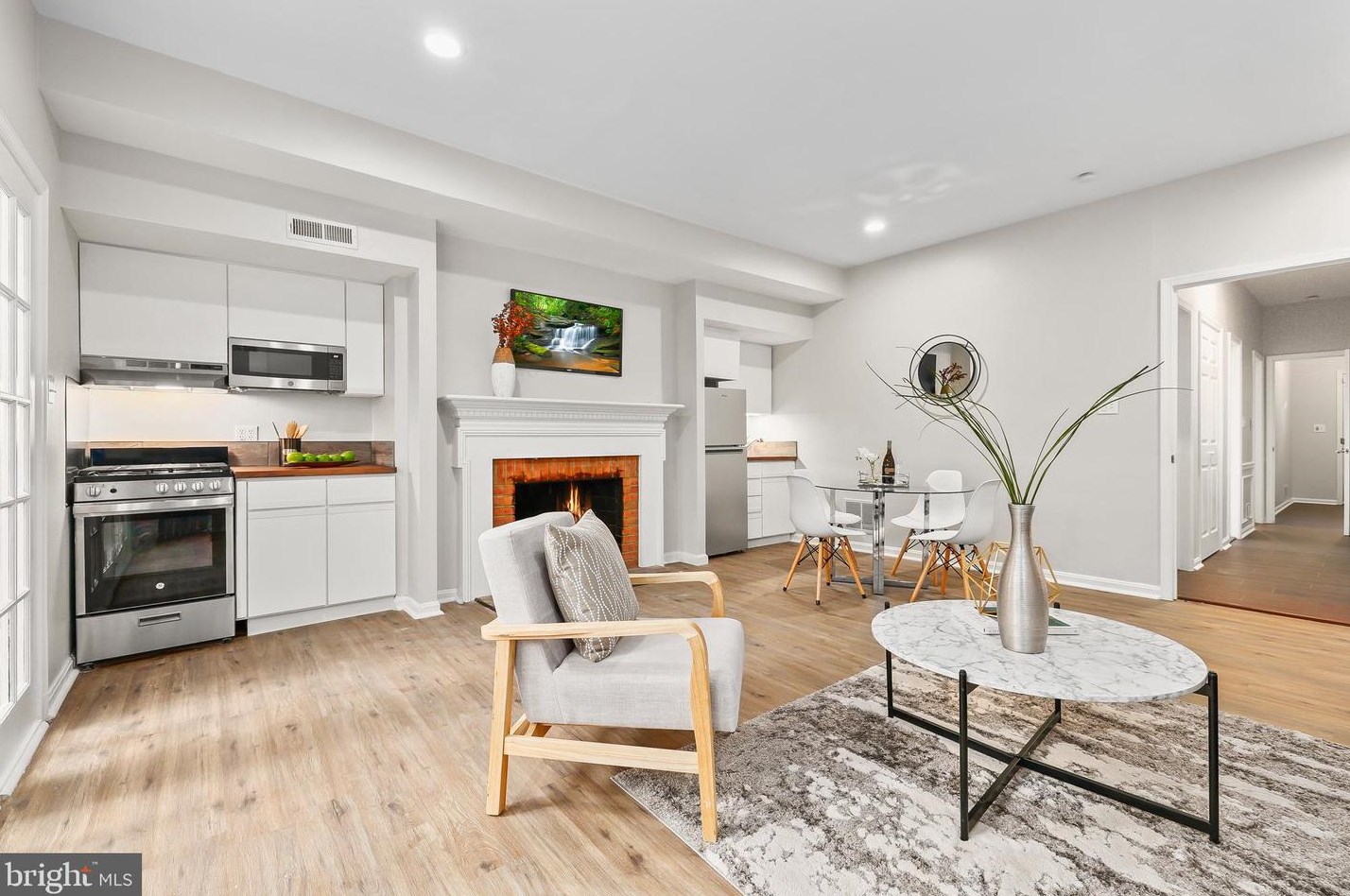 525 7 St, Washington DC 20003-2738 exterior