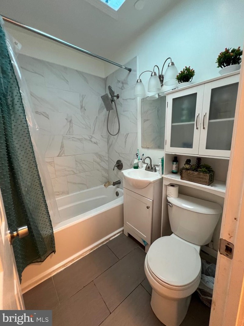 44 Burns St, Washington DC  20019-3359 exterior