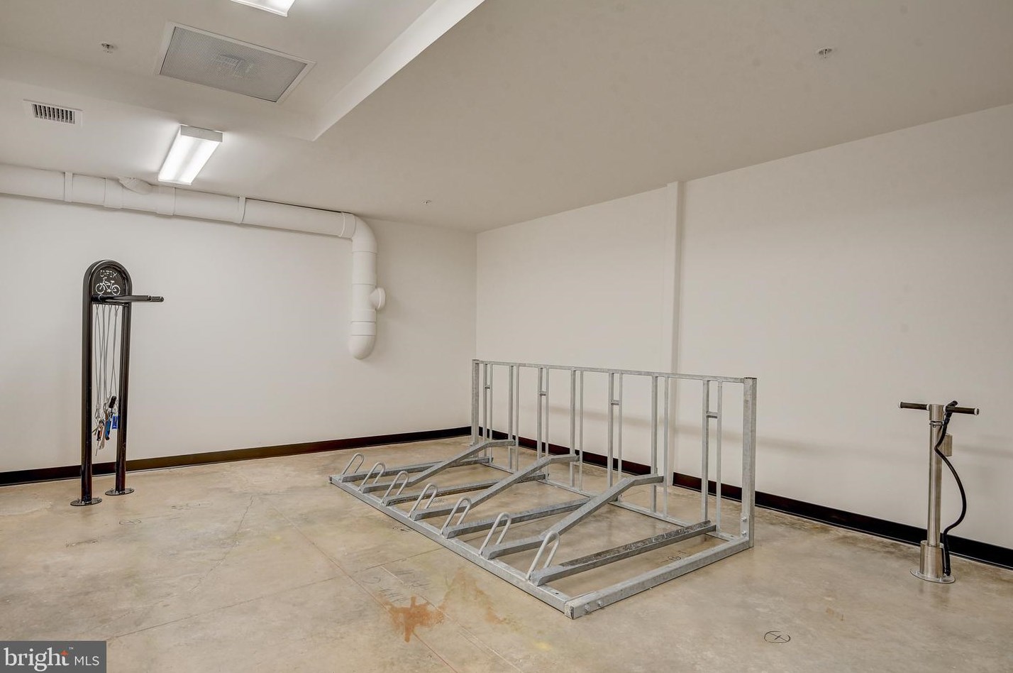 1214 Bladensburg Rd, Washington DC  20002 exterior