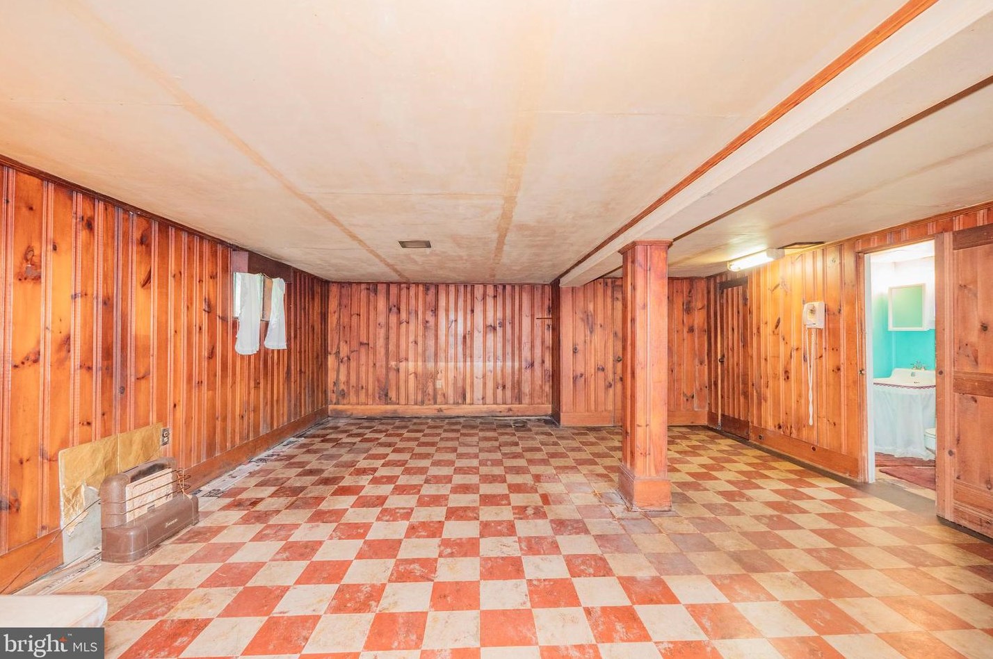 3669 Camden St, Washington DC 20020-1271 exterior