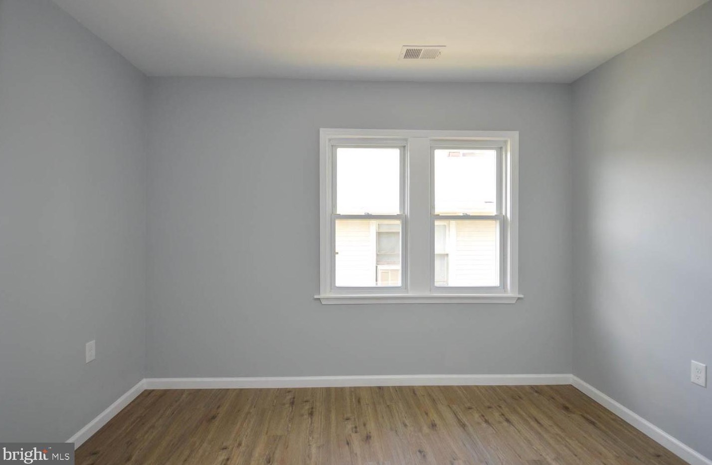 48 53 Pl, Washington DC 20019-6532 exterior