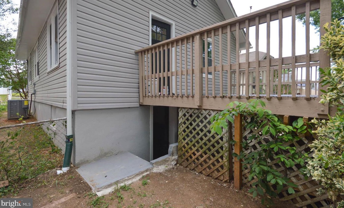 48 53 Pl, Washington DC 20019-6532 exterior