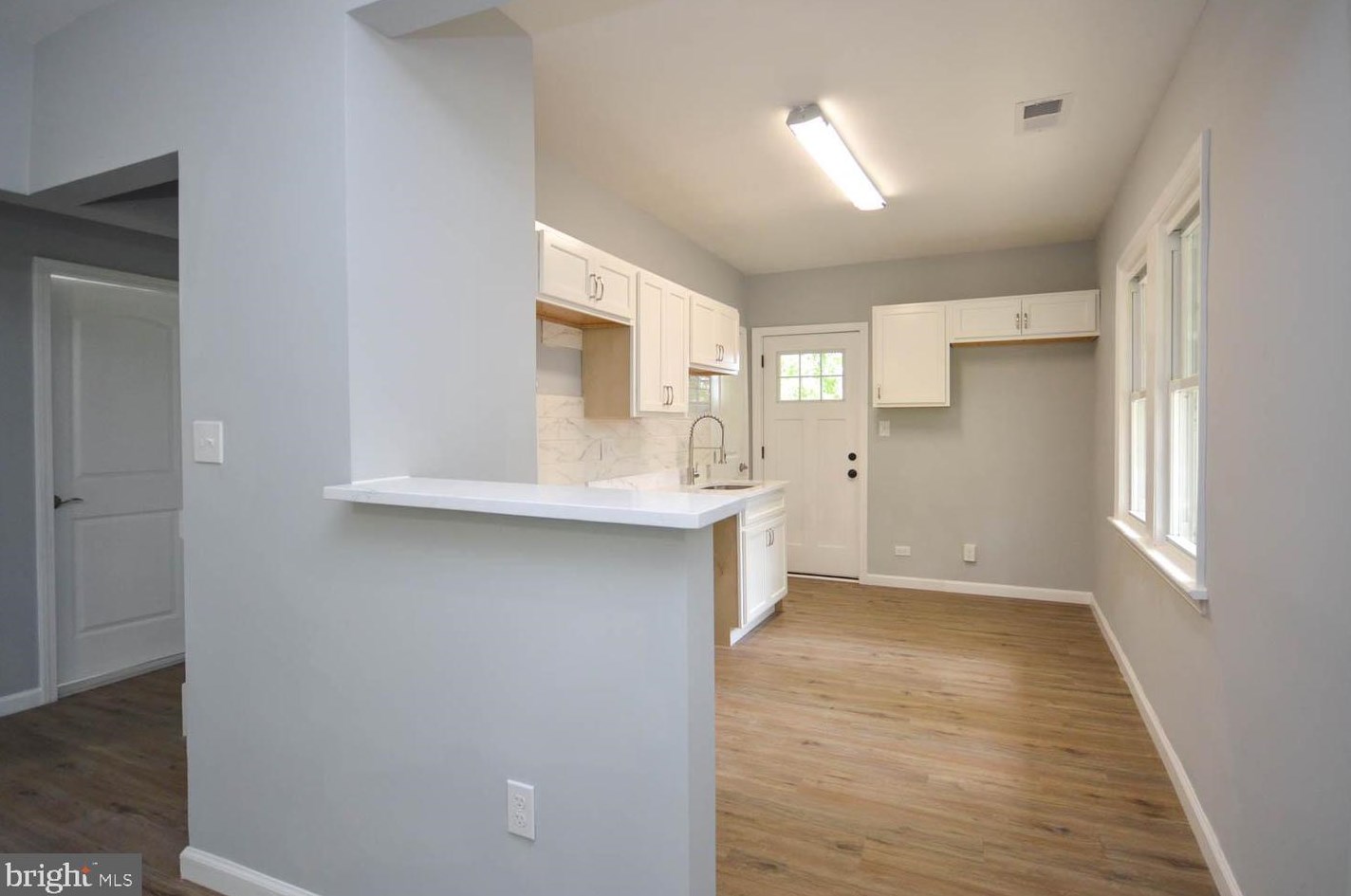 48 53 Pl, Washington DC 20019-6532 exterior