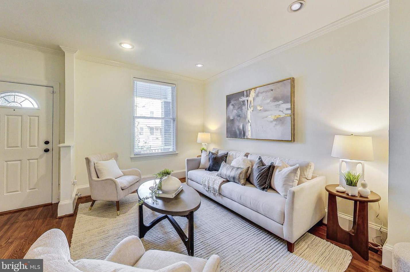 24 16th St, Washington DC  20003-1501 exterior