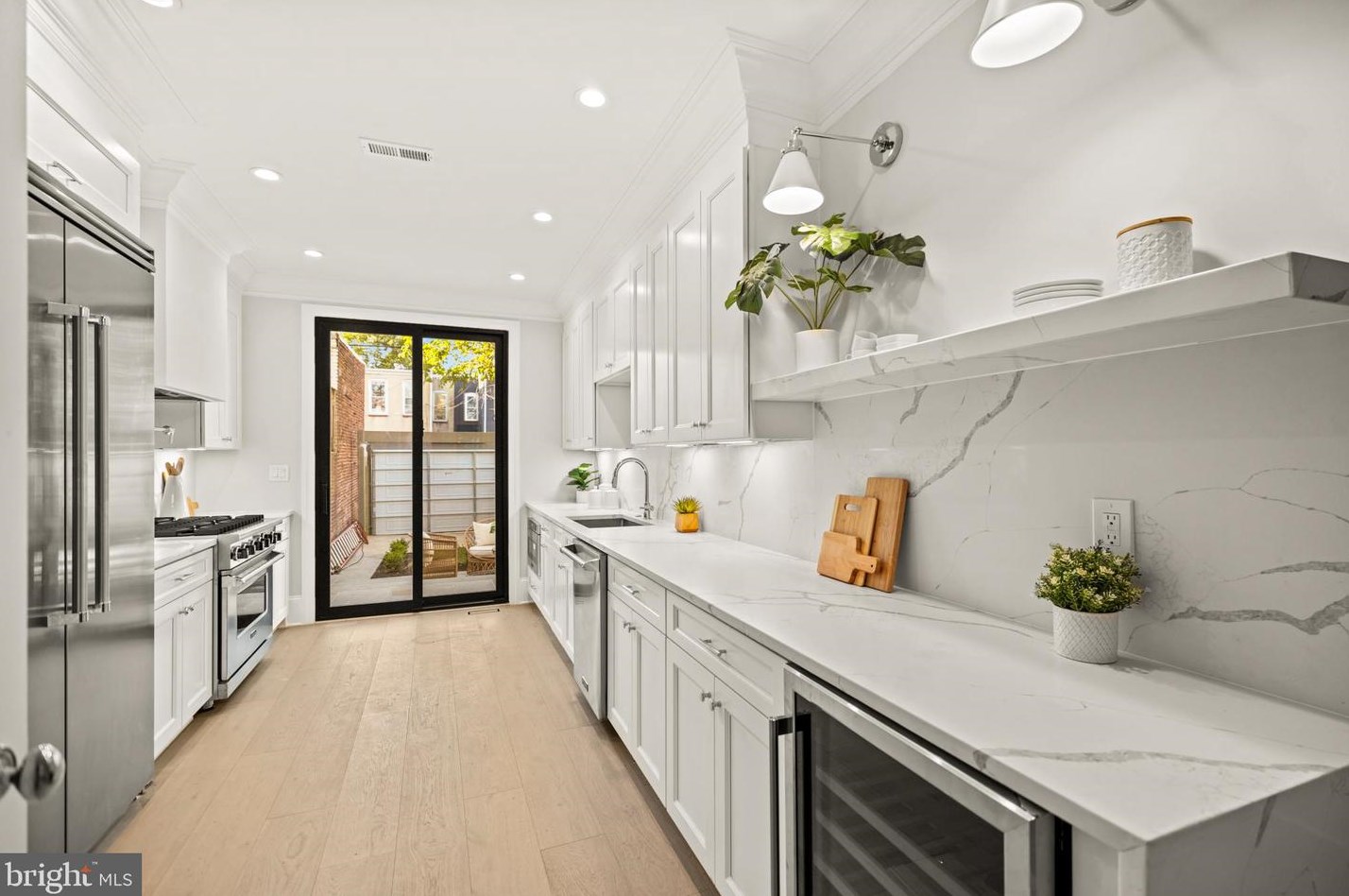 133 P St, Washington DC  20001-1115 exterior