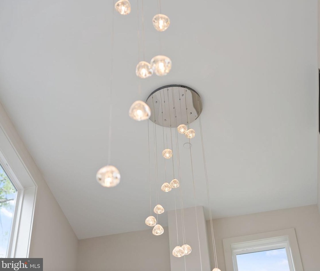 6118 30th St, Washington DC  20015-1512 exterior