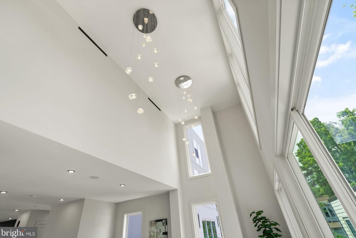 6118 30th St, Washington DC  20015-1512 exterior