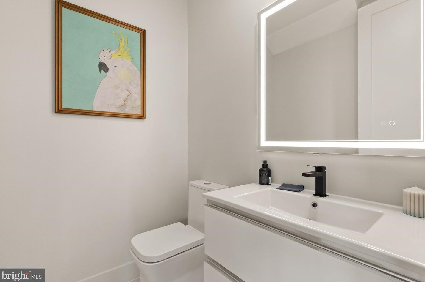 6118 30th St, Washington DC  20015-1512 exterior