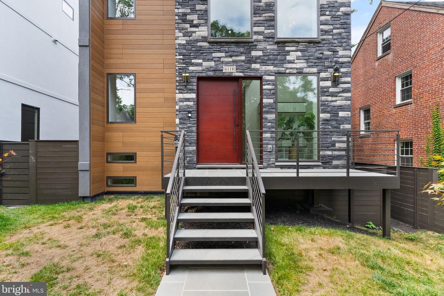 6118 30th St, Washington DC  20015-1512 exterior