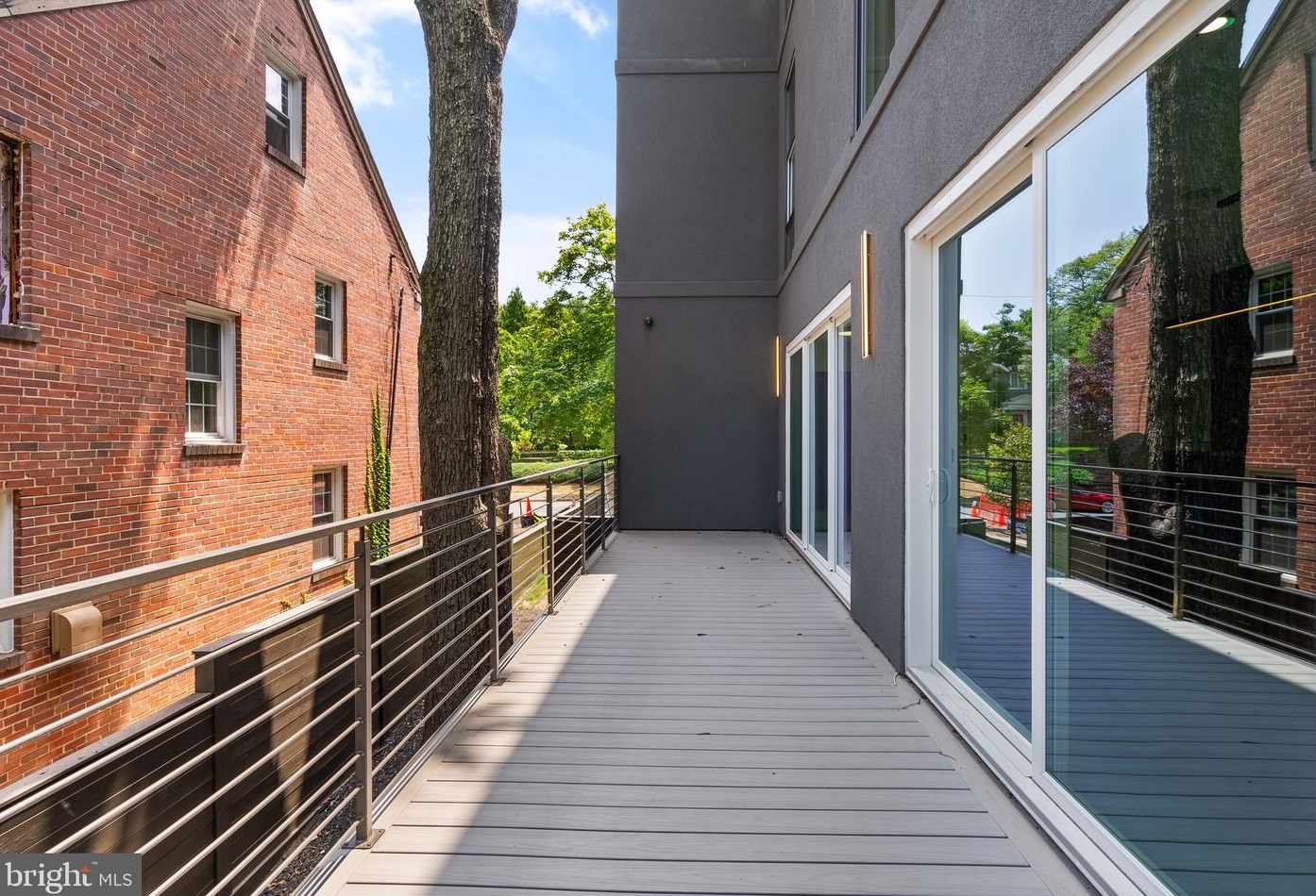 6118 30th St, Washington DC  20015-1512 exterior