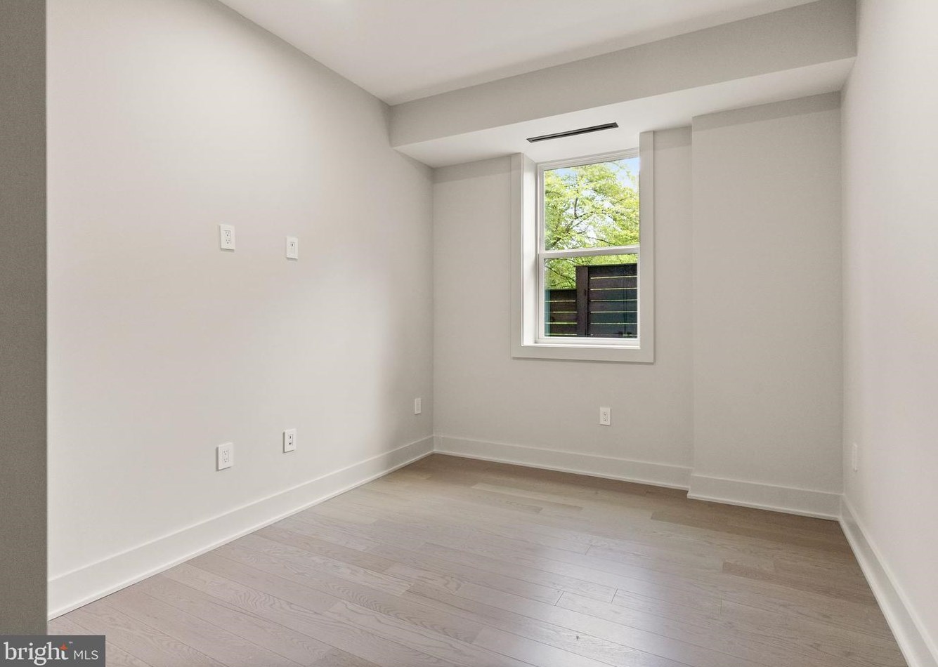 6118 30th St, Washington DC  20015-1512 exterior