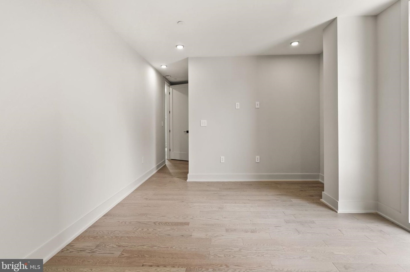 6118 30th St, Washington DC  20015-1512 exterior