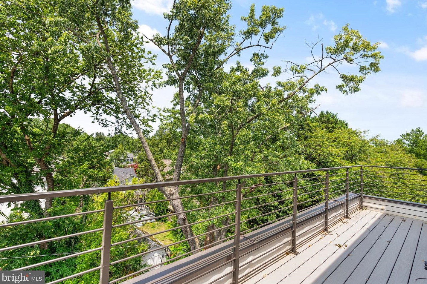 6118 30th St, Washington DC  20015-1512 exterior