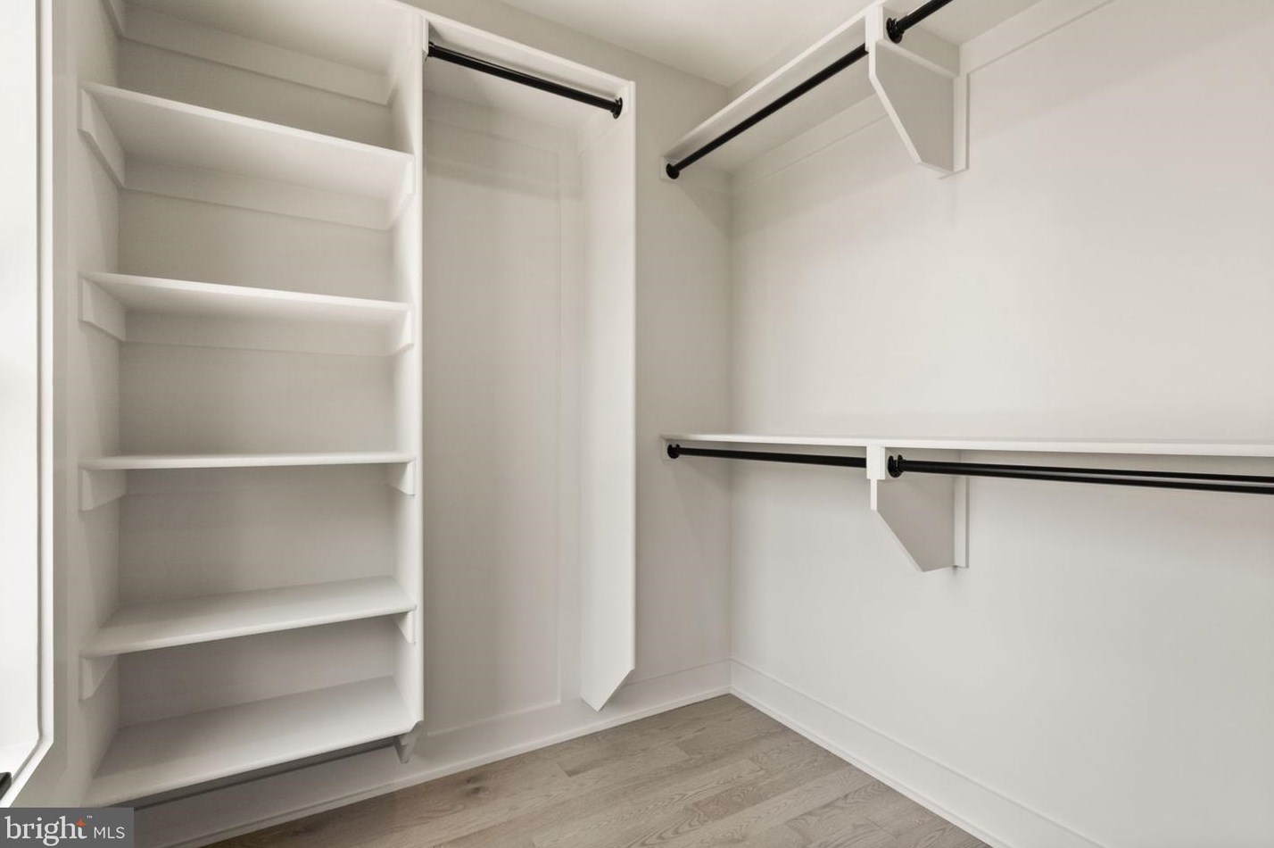 6118 30th St, Washington DC  20015-1512 exterior