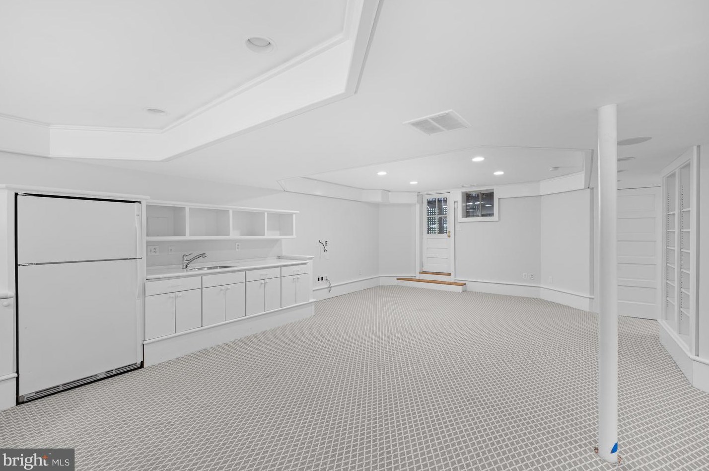 3301 Highland Pl, Washington DC  20008-3234 exterior