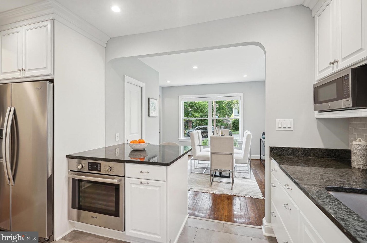 3932 Garrison St, Washington DC  20016-4220 exterior