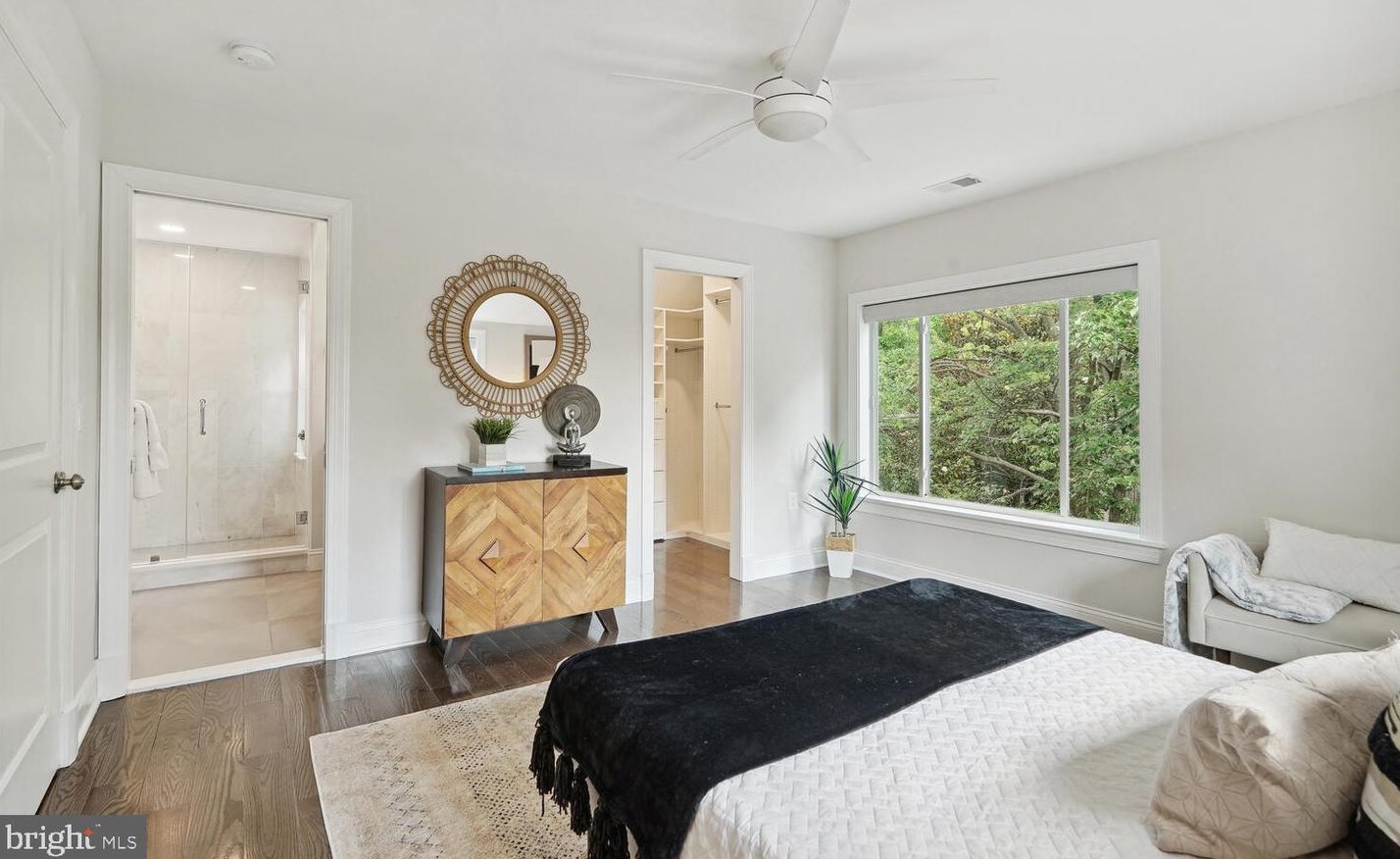 3932 Garrison St, Washington DC  20016-4220 exterior