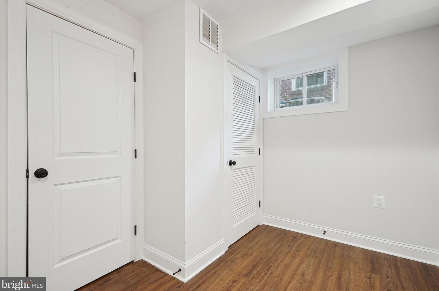 3932 Garrison St, Washington DC  20016-4220 exterior